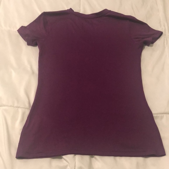 Nike running Dri-Fit T-shirt short sleeve in purple with Run saying and swoosh - Picture 7 of 7